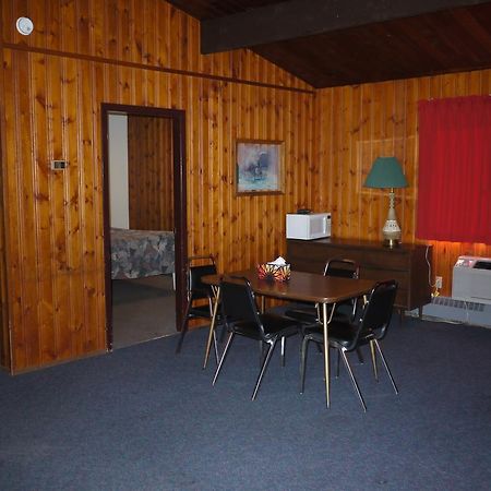 Pembina River Inn Entwistle Dış mekan fotoğraf