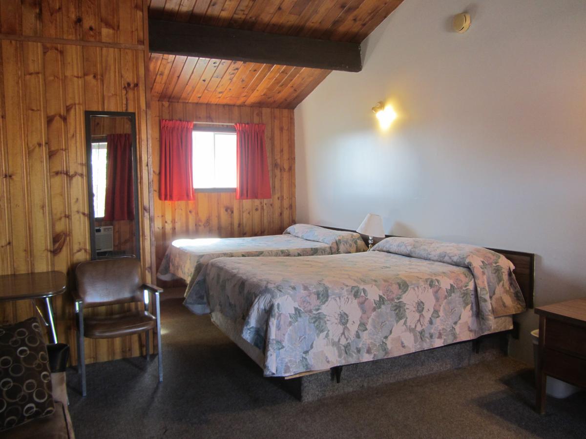 Pembina River Inn Entwistle Dış mekan fotoğraf