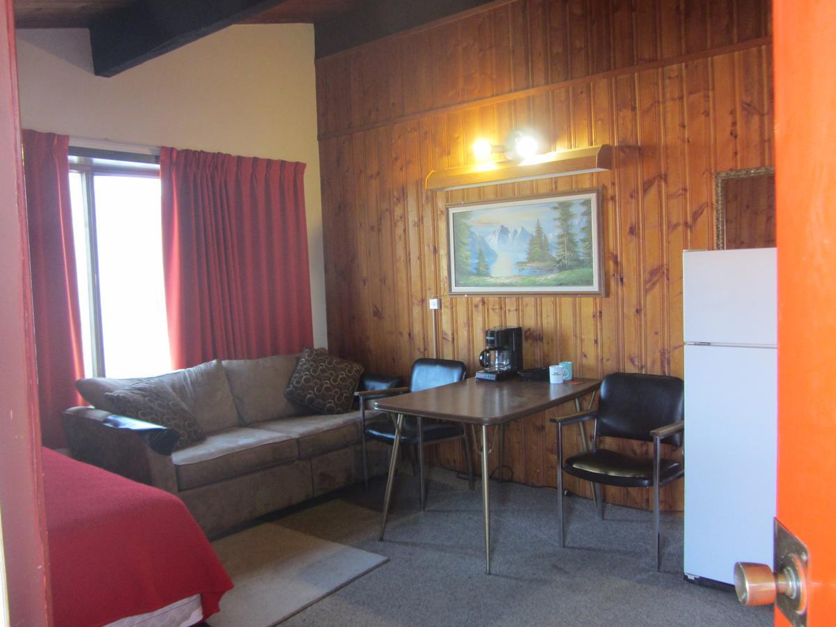 Pembina River Inn Entwistle Dış mekan fotoğraf