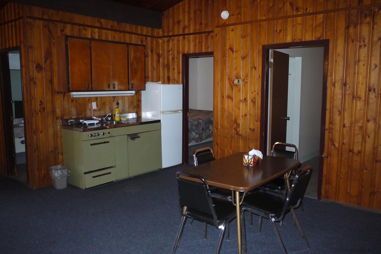 Pembina River Inn Entwistle Dış mekan fotoğraf